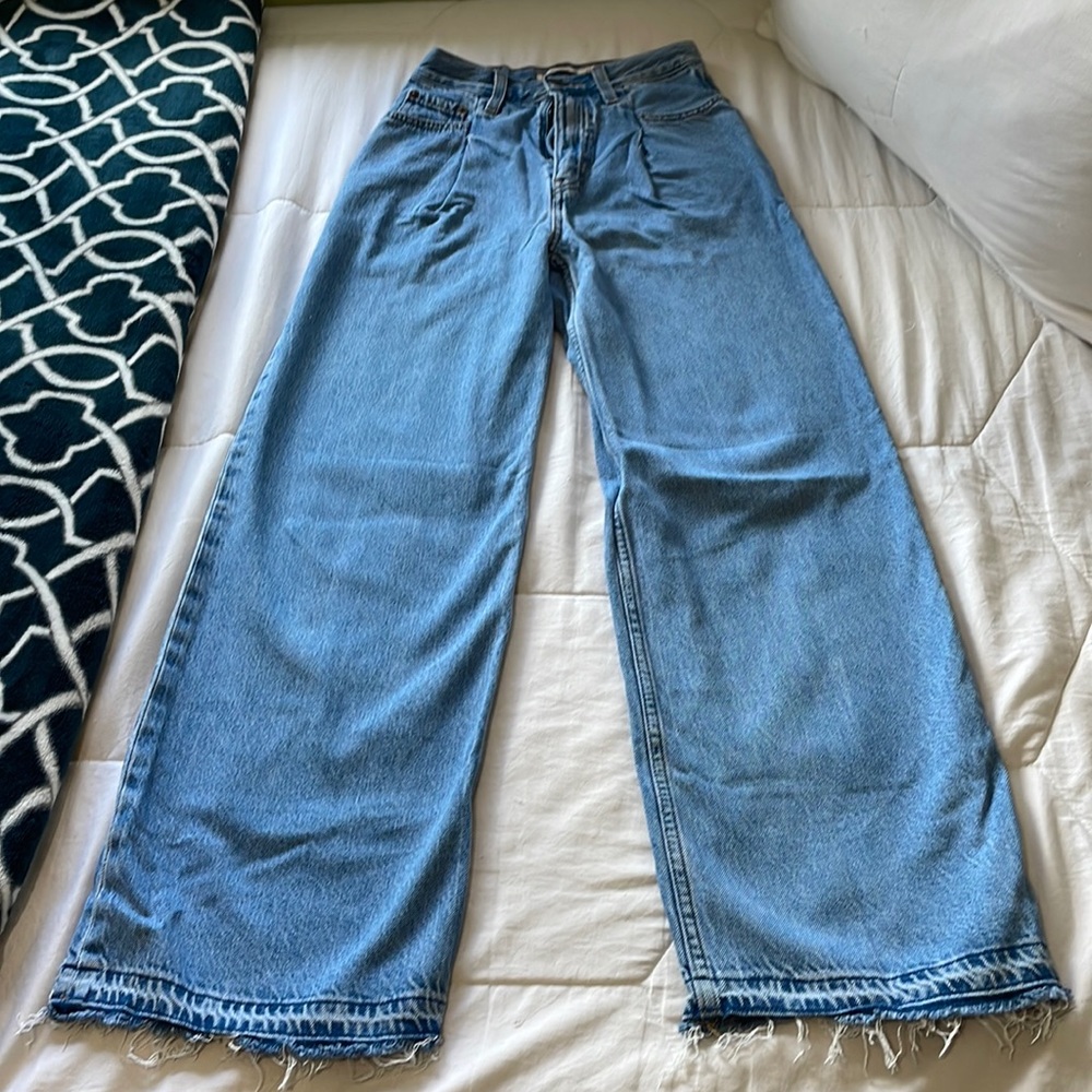 Levi’s Premium High Loose Jeans